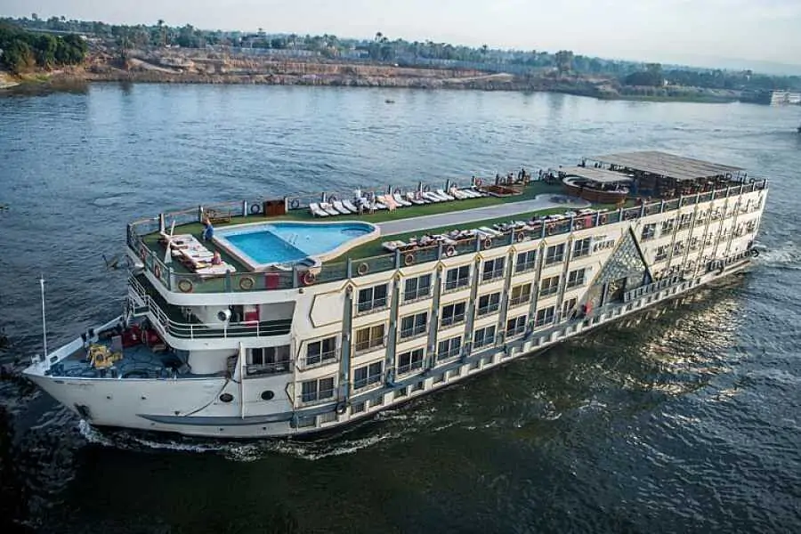 Nile Cruise between Luxor and Aswan Egypt Tours