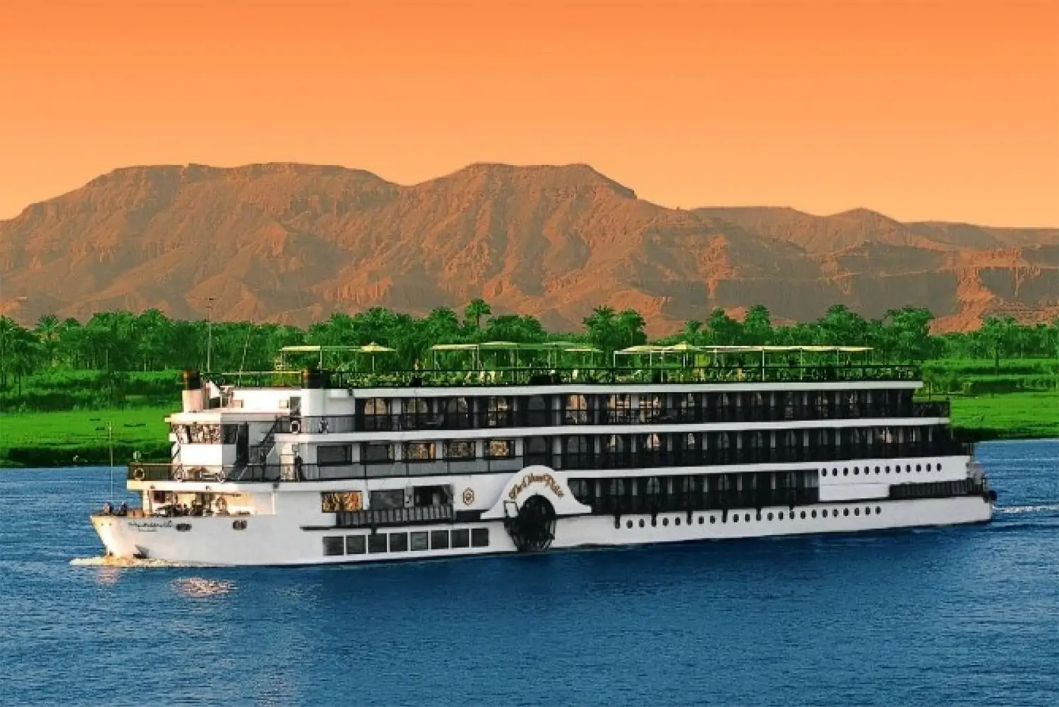 Luxury Nile Cruise between Luxor and Aswan Luxury Nile Cruise between Luxor and Aswan